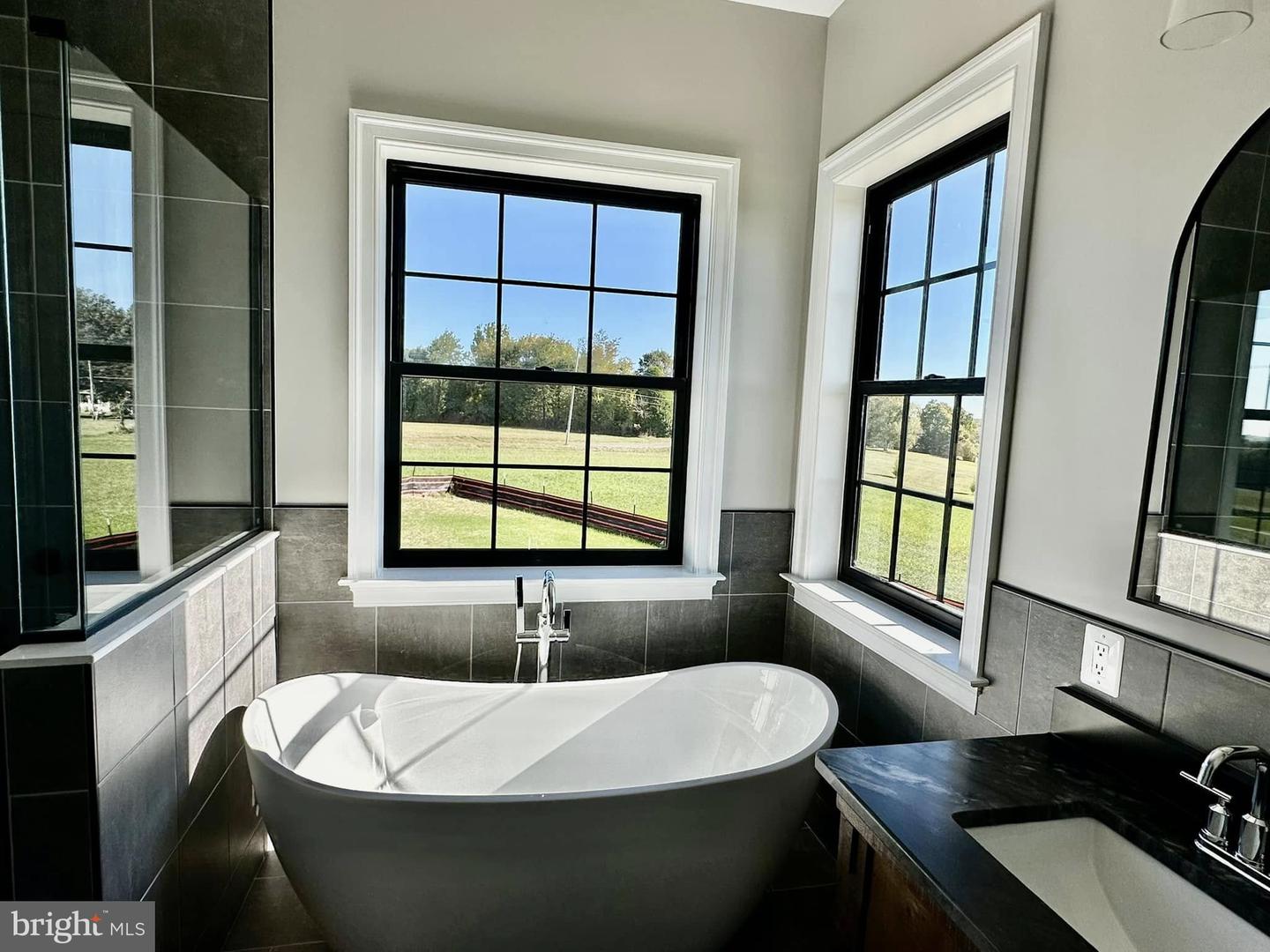 Earleville, Maryland, 21919, United States, 3 Bedrooms Bedrooms, ,5 BathroomsBathrooms,Residential,Active,1849556