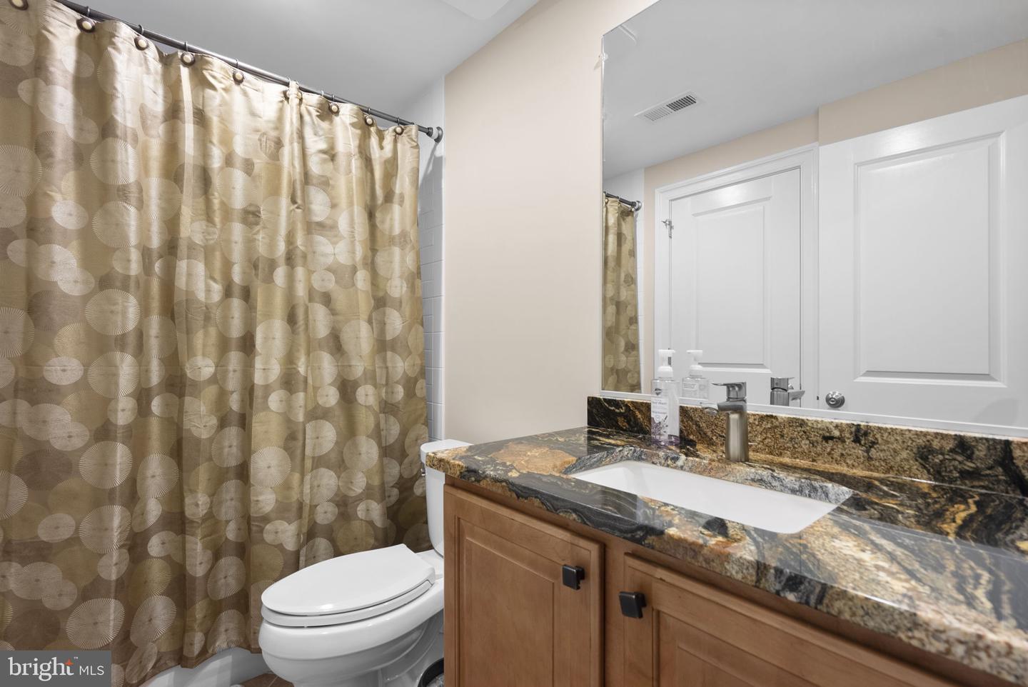 Bethesda, Maryland, 20814, United States, 5 Bedrooms Bedrooms, ,5 BathroomsBathrooms,Residential,Active,2045382