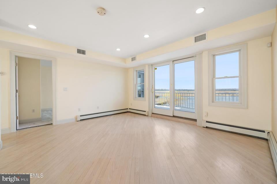 Bayville, New Jersey, 08721, United States, 5 Bedrooms Bedrooms, ,6 BathroomsBathrooms,Residential,Active,2035591