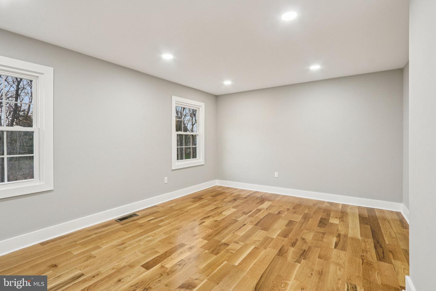 Yardley, Pennsylvania, 19067, United States, 4 Bedrooms Bedrooms, ,4 BathroomsBathrooms,Residential,Active,2002598