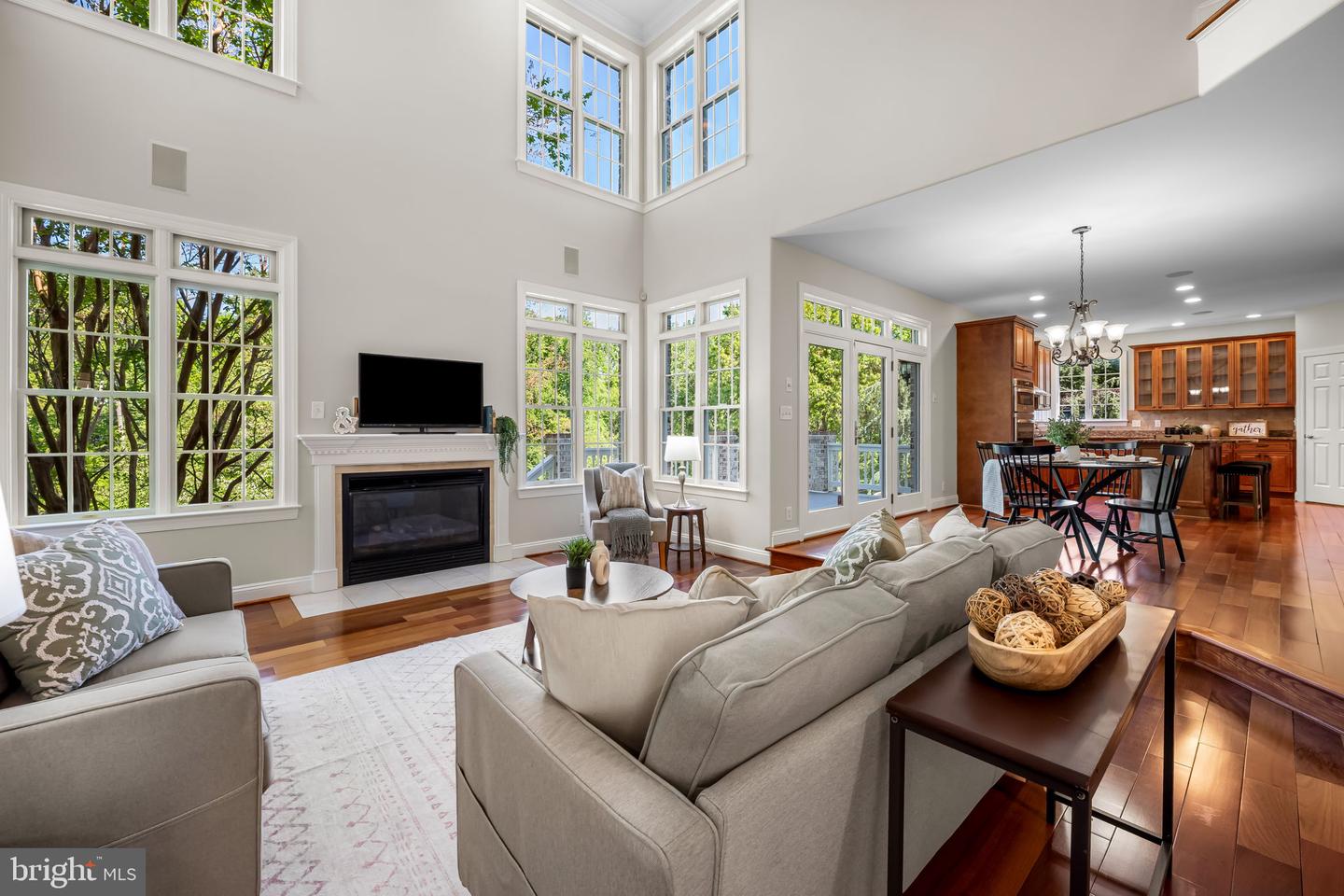 Ellicott City, Maryland, 21042, United States, 5 Bedrooms Bedrooms, ,5 BathroomsBathrooms,Residential,Pending,2045798