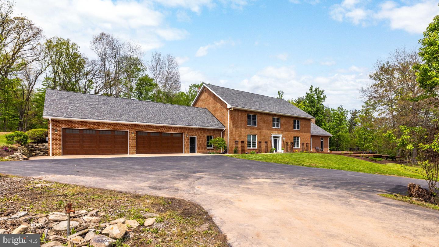 Bloomsburg, Pennsylvania, 17815, United States, 4 Bedrooms Bedrooms, ,4 BathroomsBathrooms,Residential,Active,2045762