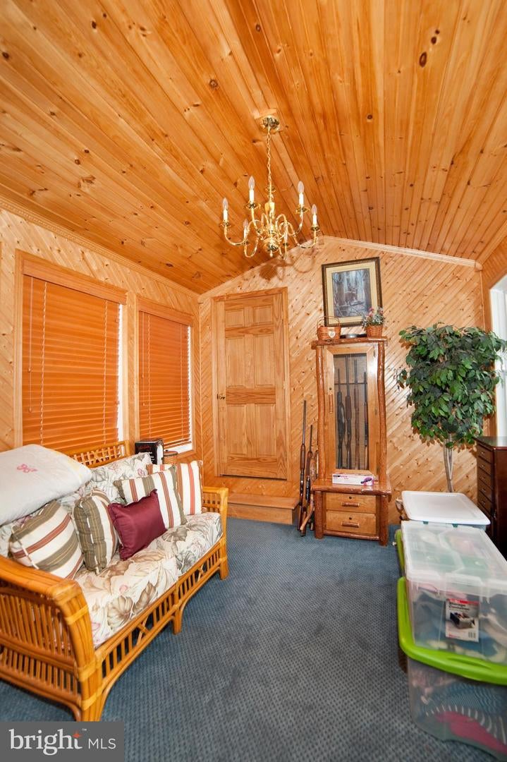 Martinsburg, West Virginia, 25404, United States, 5 Bedrooms Bedrooms, ,3 BathroomsBathrooms,Residential,Active,1936417