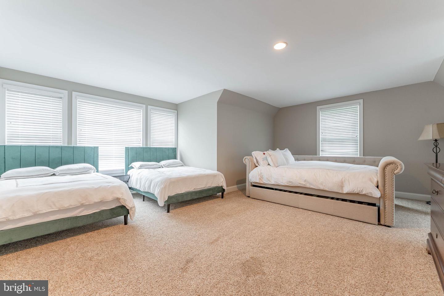 Wilmington, Delaware, 19807, United States, 6 Bedrooms Bedrooms, ,10 BathroomsBathrooms,Residential,Active,1839436