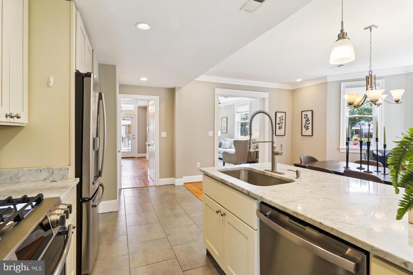 Washington, District Of Columbia, 20011, United States, 4 Bedrooms Bedrooms, ,4 BathroomsBathrooms,Residential,Active,1936099
