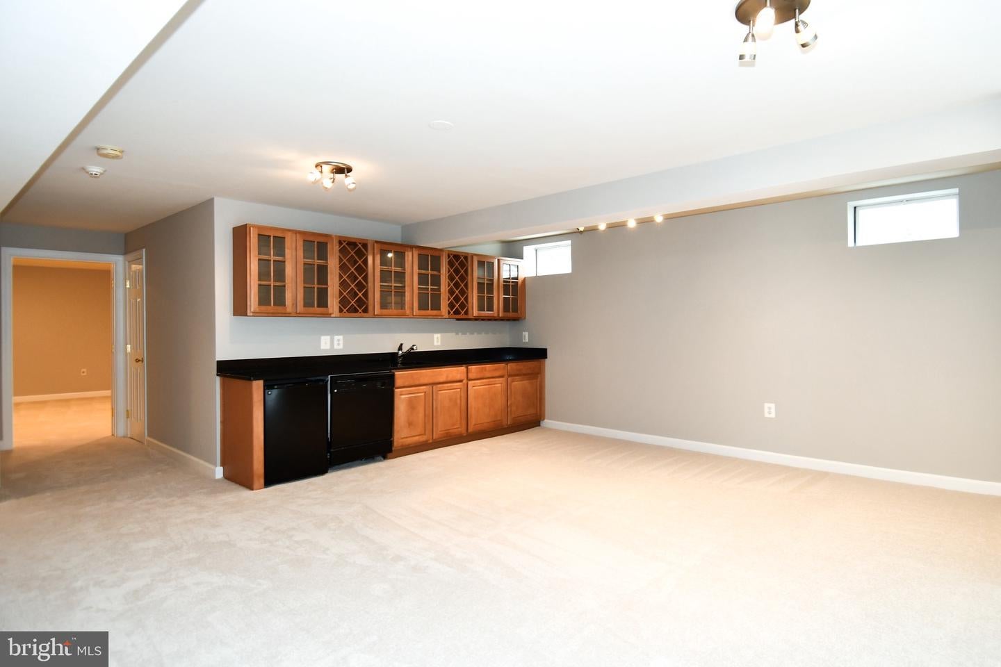 Ashburn, Virginia, 20147, United States, 6 Bedrooms Bedrooms, ,5 BathroomsBathrooms,Residential,Active,1914776
