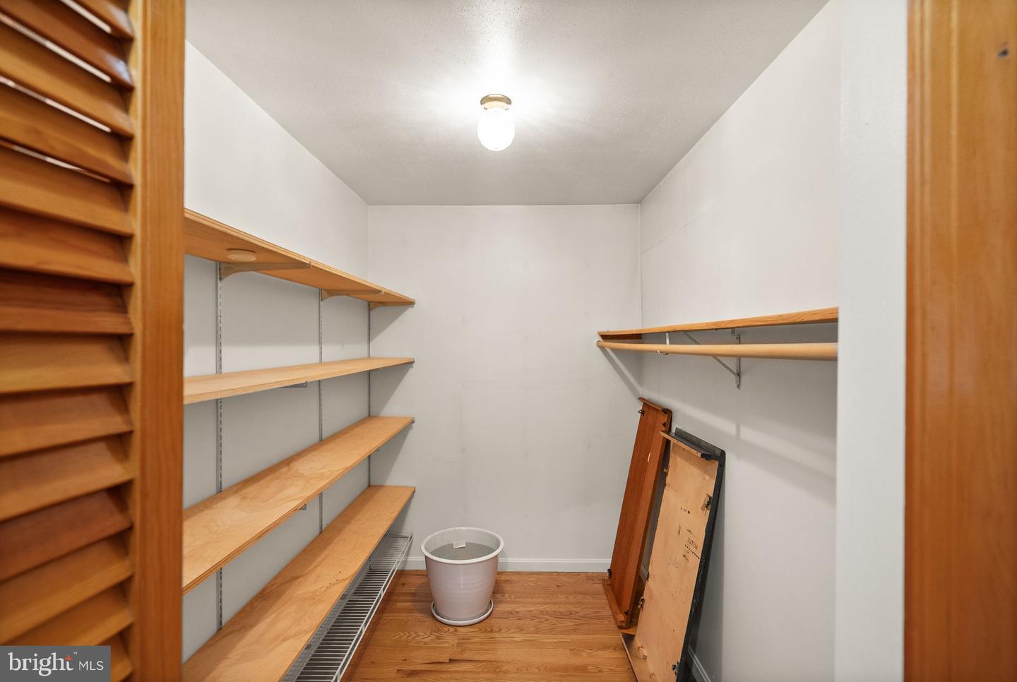 Amissville, Virginia, 20106, United States, 7 Bedrooms Bedrooms, ,4 BathroomsBathrooms,Residential,Active,1849572