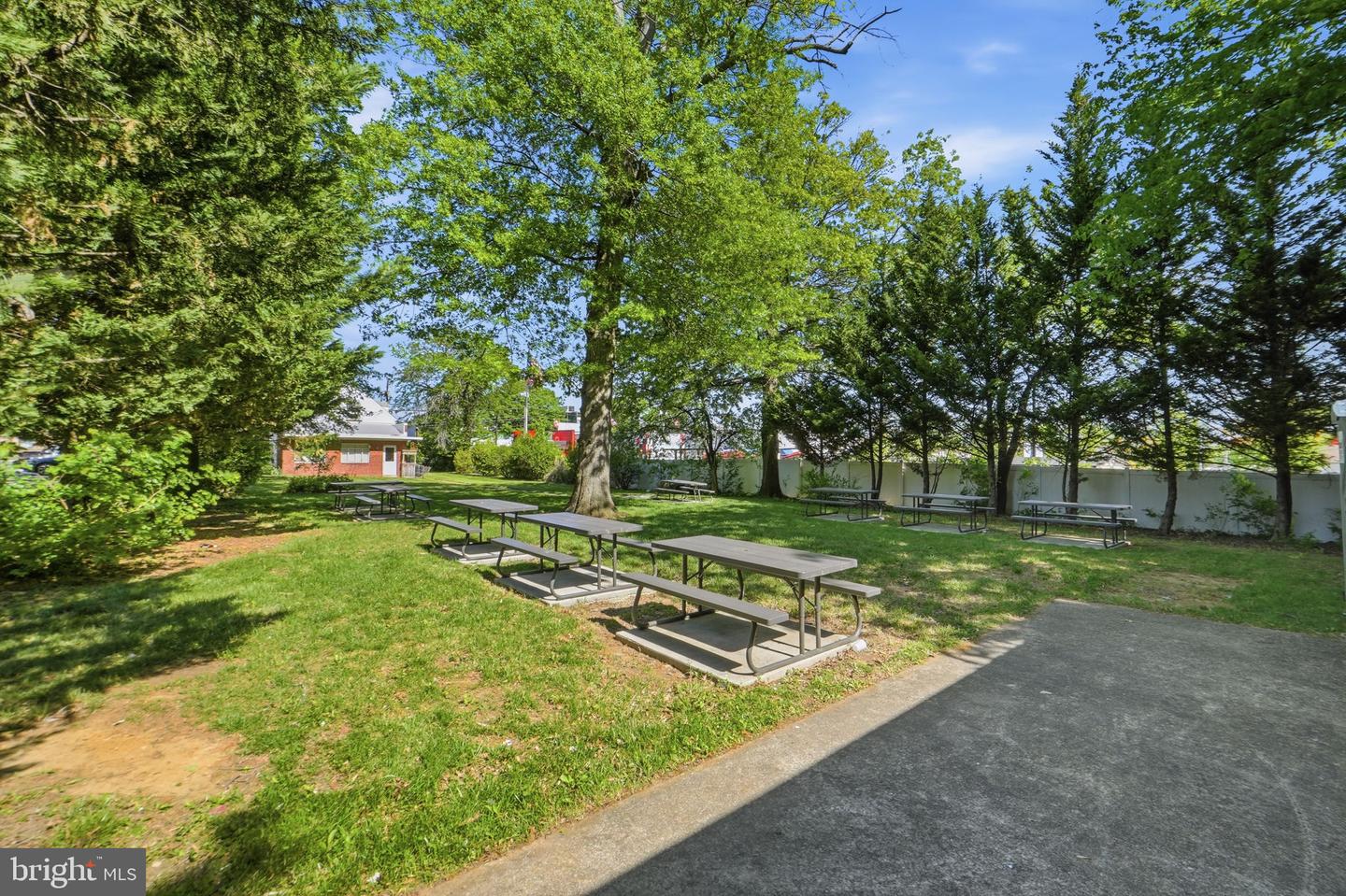 Laurel, Maryland, 20707, United States, 5 Bedrooms Bedrooms, ,6 BathroomsBathrooms,Residential,Active,2052098