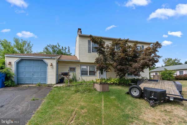 27 FRIENDLY LN, LEVITTOWN, PA 19055 - Image 1