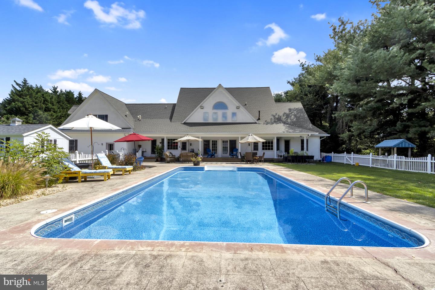 Milton, Delaware, 19968, United States, 4 Bedrooms Bedrooms, ,5 BathroomsBathrooms,Residential,Active,1941147