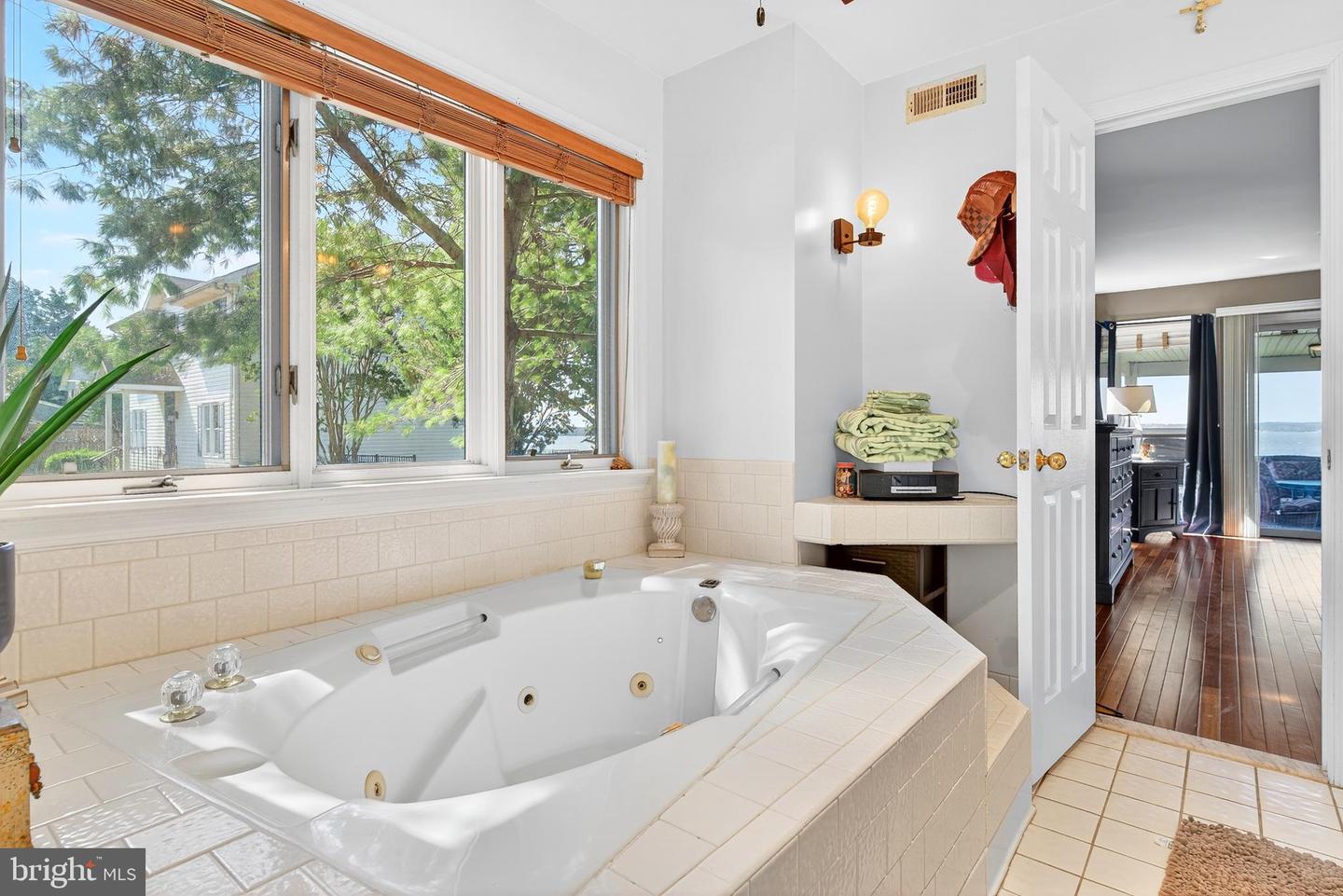 Lusby, Maryland, 20657, United States, 5 Bedrooms Bedrooms, ,4 BathroomsBathrooms,Residential,Active,1898000