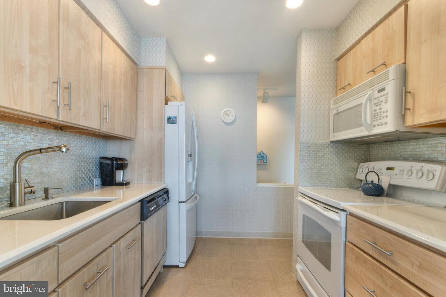 Rehoboth Beach, Delaware, 19971, United States, 2 Bedrooms Bedrooms, ,2 BathroomsBathrooms,Residential,Active,1889033