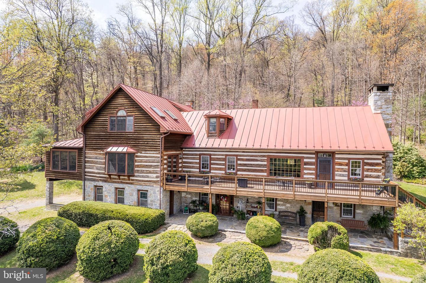 Winchester, Virginia, 22602, United States, 4 Bedrooms Bedrooms, ,4 BathroomsBathrooms,Residential,Active,2041509