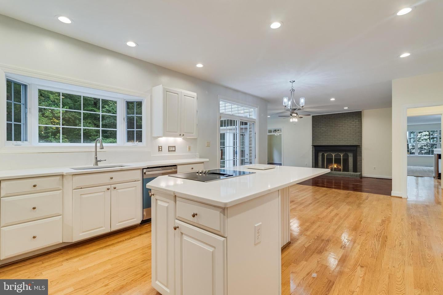 Davidsonville, Maryland, 21035, United States, 5 Bedrooms Bedrooms, ,6 BathroomsBathrooms,Residential,Active,1945307