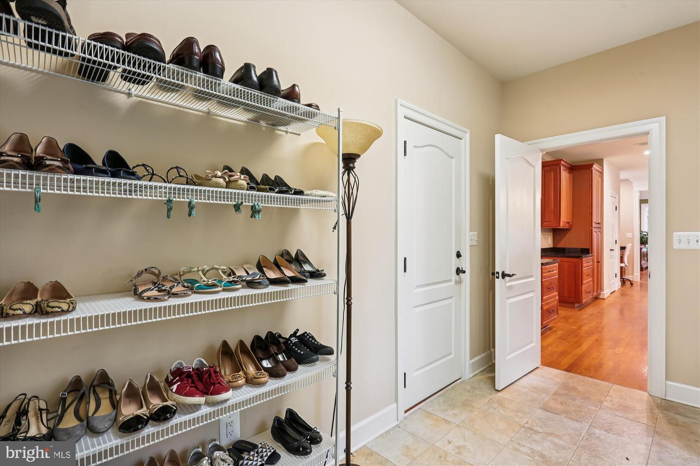 Olney, Maryland, 20832, United States, 4 Bedrooms Bedrooms, ,3 BathroomsBathrooms,Residential,Active,1969632