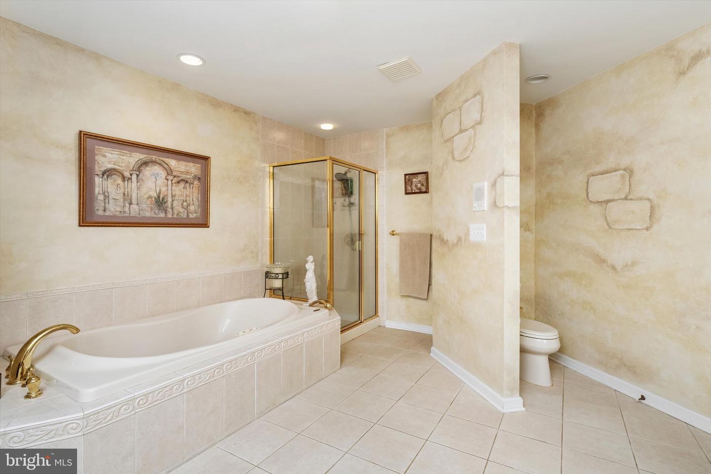 Robbinsville, New Jersey, 08691, United States, 6 Bedrooms Bedrooms, ,6 BathroomsBathrooms,Residential,Active,1953417