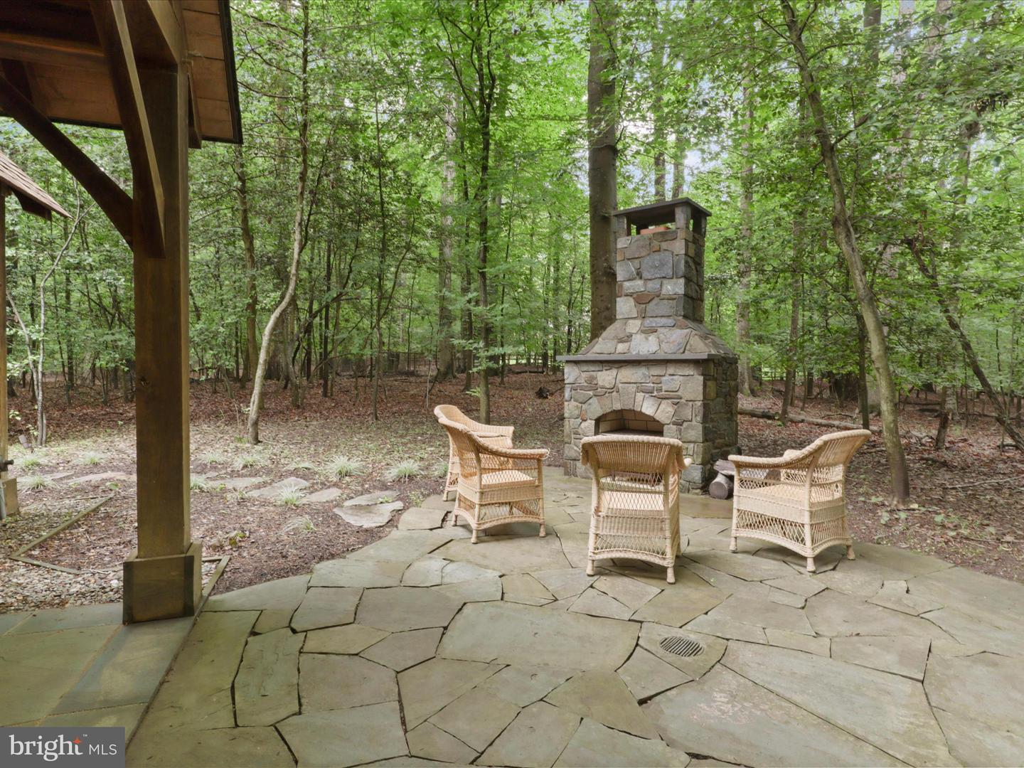 Fairfax Station, Virginia, 22039, United States, 5 Bedrooms Bedrooms, ,5 BathroomsBathrooms,Residential,Active,1943756