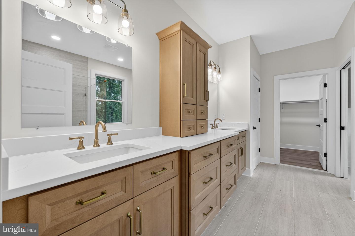 Warrenton, Virginia, 20187, United States, 3 Bedrooms Bedrooms, ,4 BathroomsBathrooms,Residential,Active,1963257