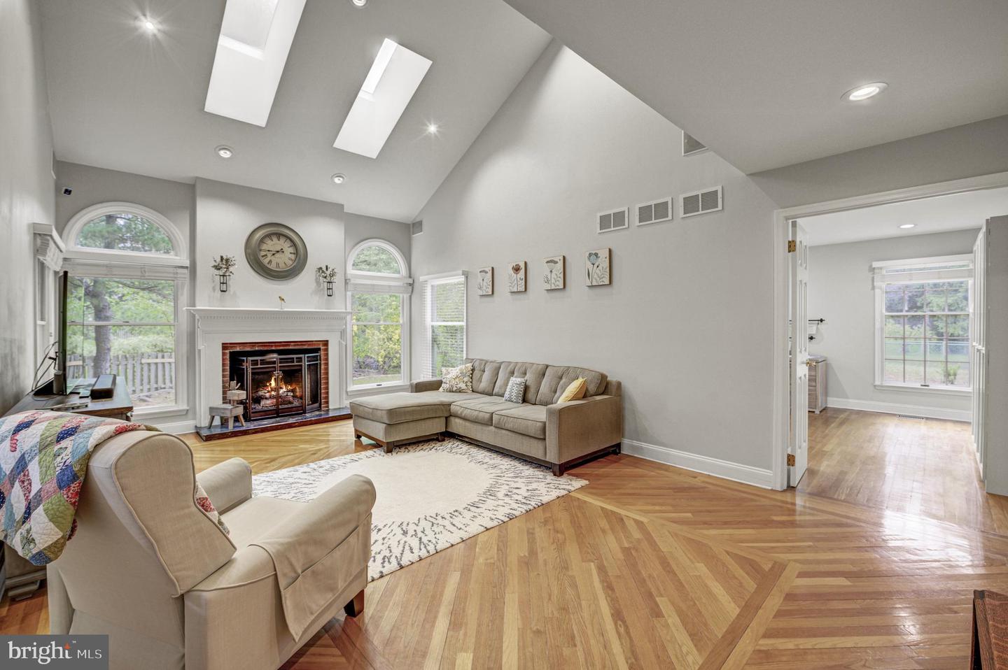 Plainsboro, New Jersey, 08536, United States, 5 Bedrooms Bedrooms, ,3 BathroomsBathrooms,Residential,Active,1853623