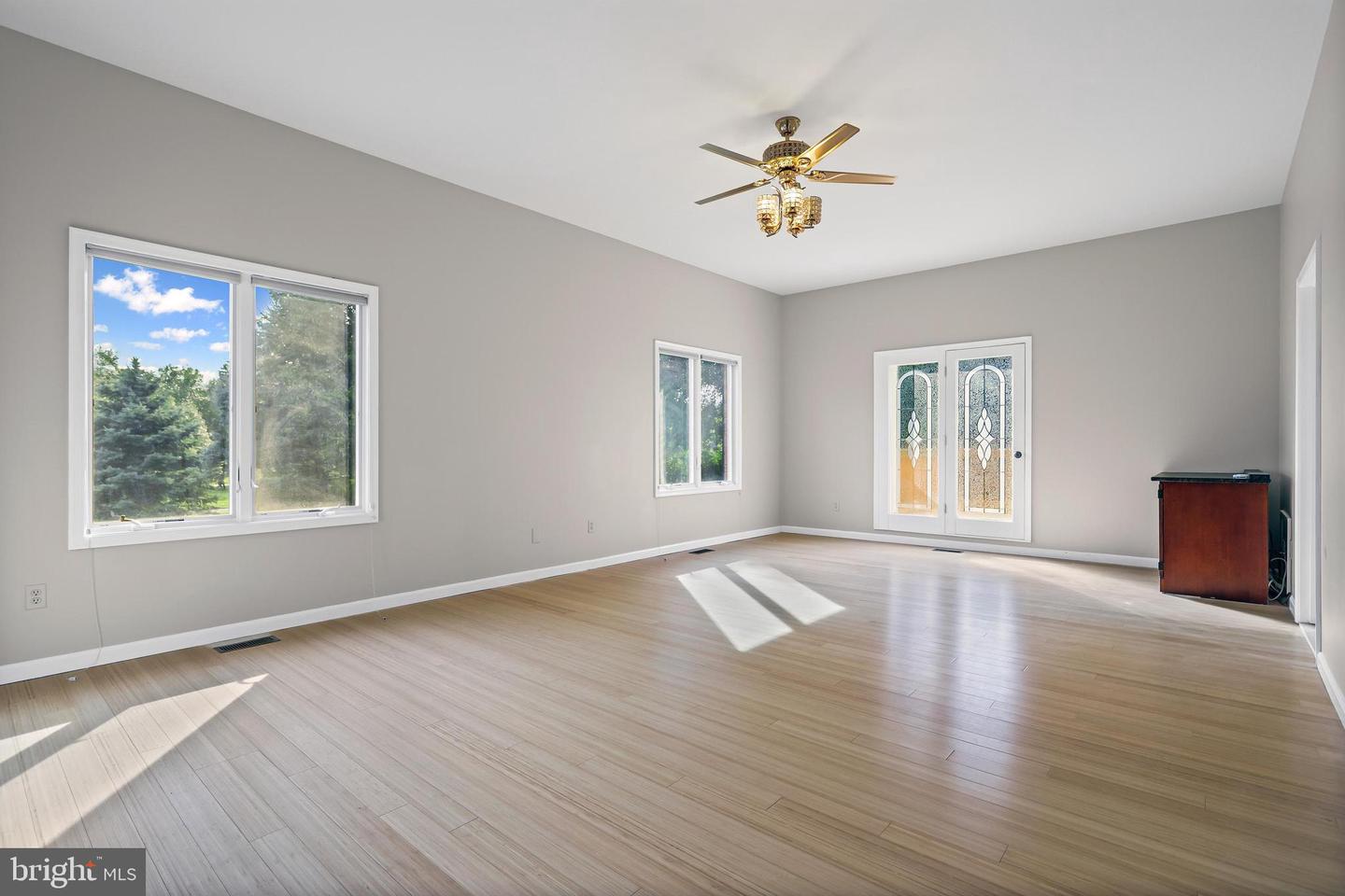 Cockeysville, Maryland, 21030, United States, 7 Bedrooms Bedrooms, ,6 BathroomsBathrooms,Residential,Active,1863326