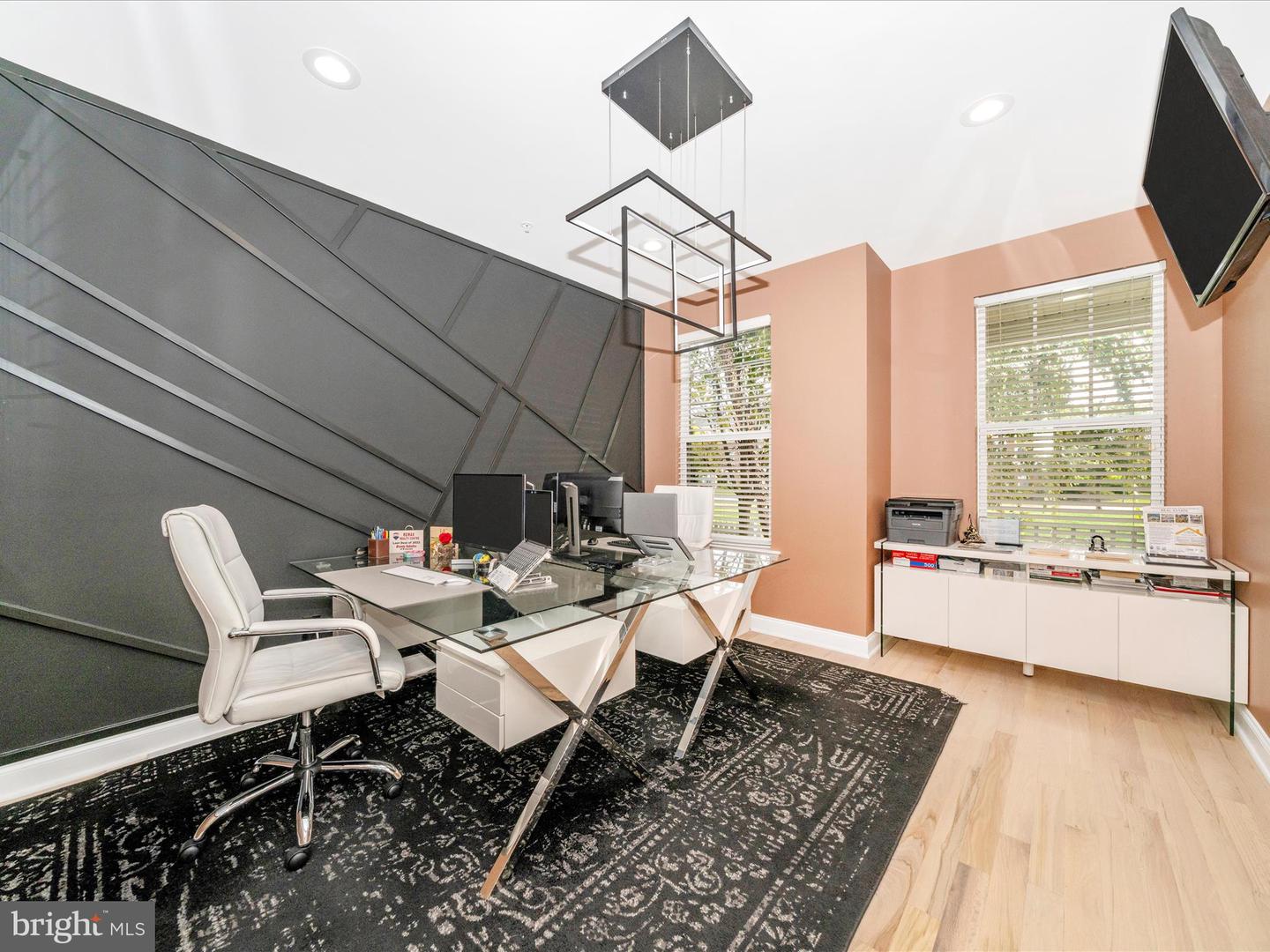 Clarksburg, Maryland, 20871, United States, 5 Bedrooms Bedrooms, ,4 BathroomsBathrooms,Residential,Active,1967123