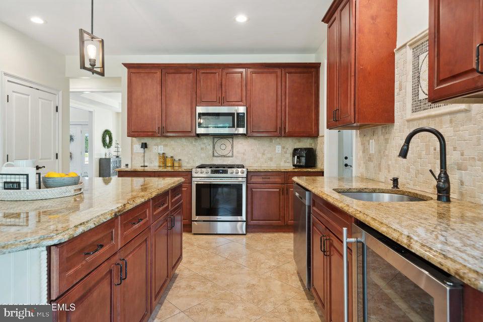 Howell, New Jersey, 07731, United States, 4 Bedrooms Bedrooms, ,3 BathroomsBathrooms,Residential,Active,1904157