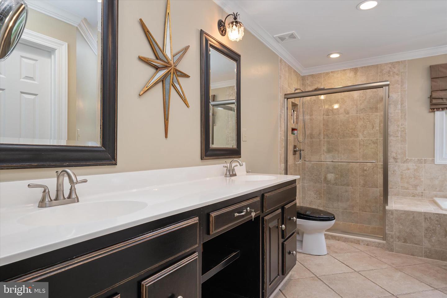 Rockville, Maryland, 20852, United States, 4 Bedrooms Bedrooms, ,4 BathroomsBathrooms,Residential,Active,2045026