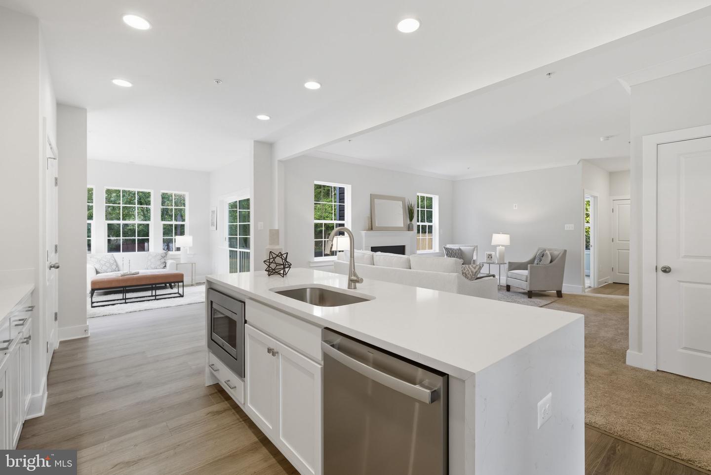 Washington Grove, Maryland, 20880, United States, 4 Bedrooms Bedrooms, ,4 BathroomsBathrooms,Residential,Active,1967308