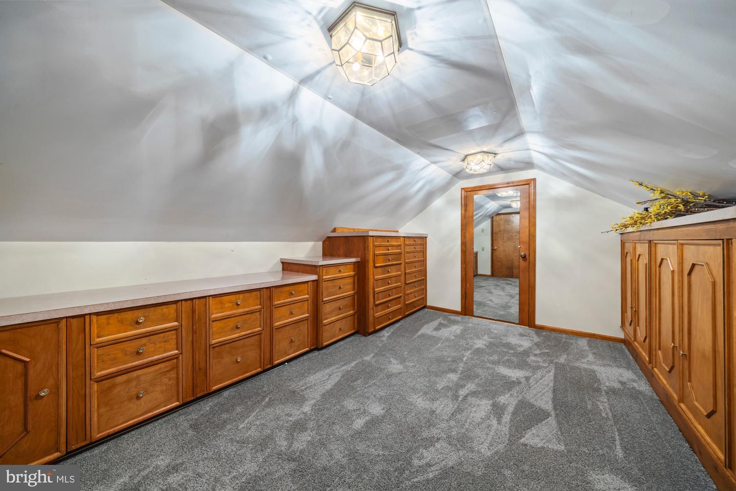 Hammonton, New Jersey, 08037, United States, 5 Bedrooms Bedrooms, ,6 BathroomsBathrooms,Residential,Active,1954441