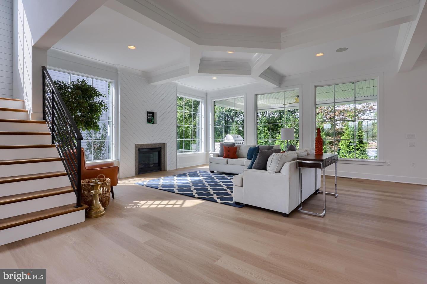 East Petersburg, Pennsylvania, 17520, United States, 4 Bedrooms Bedrooms, ,5 BathroomsBathrooms,Residential,Active,1702111