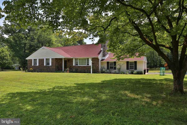 4 PIDCOCK LN, WASHINGTON CROSSING, PA 18977, photo 4 of 46