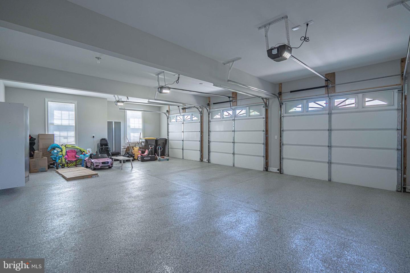 Bethlehem, Pennsylvania, 18020, United States, 4 Bedrooms Bedrooms, ,5 BathroomsBathrooms,Residential,Pending,1968396