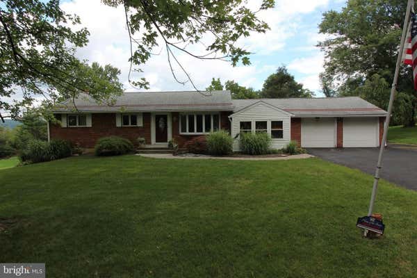 4677 CHESTNUT HILL RD, CENTER VALLEY, PA 18034 - Image 1