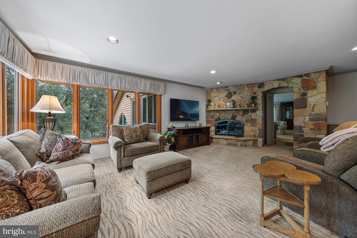 Hammonton, New Jersey, 08037, United States, 5 Bedrooms Bedrooms, ,6 BathroomsBathrooms,Residential,Active,1954441