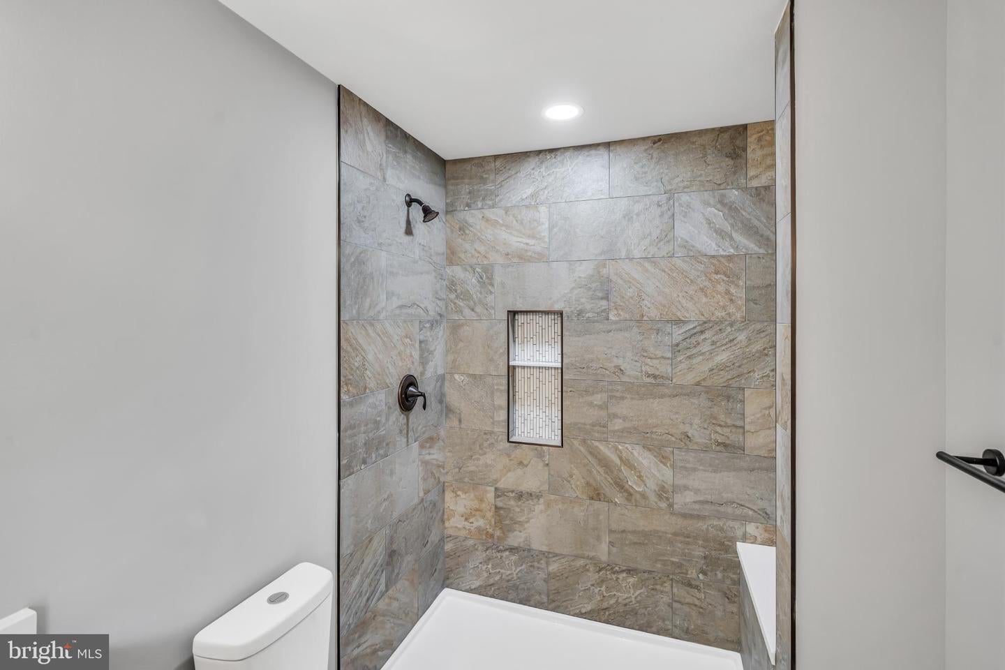 Lewes, Delaware, 19958, United States, 4 Bedrooms Bedrooms, ,5 BathroomsBathrooms,Residential,Active,1863477