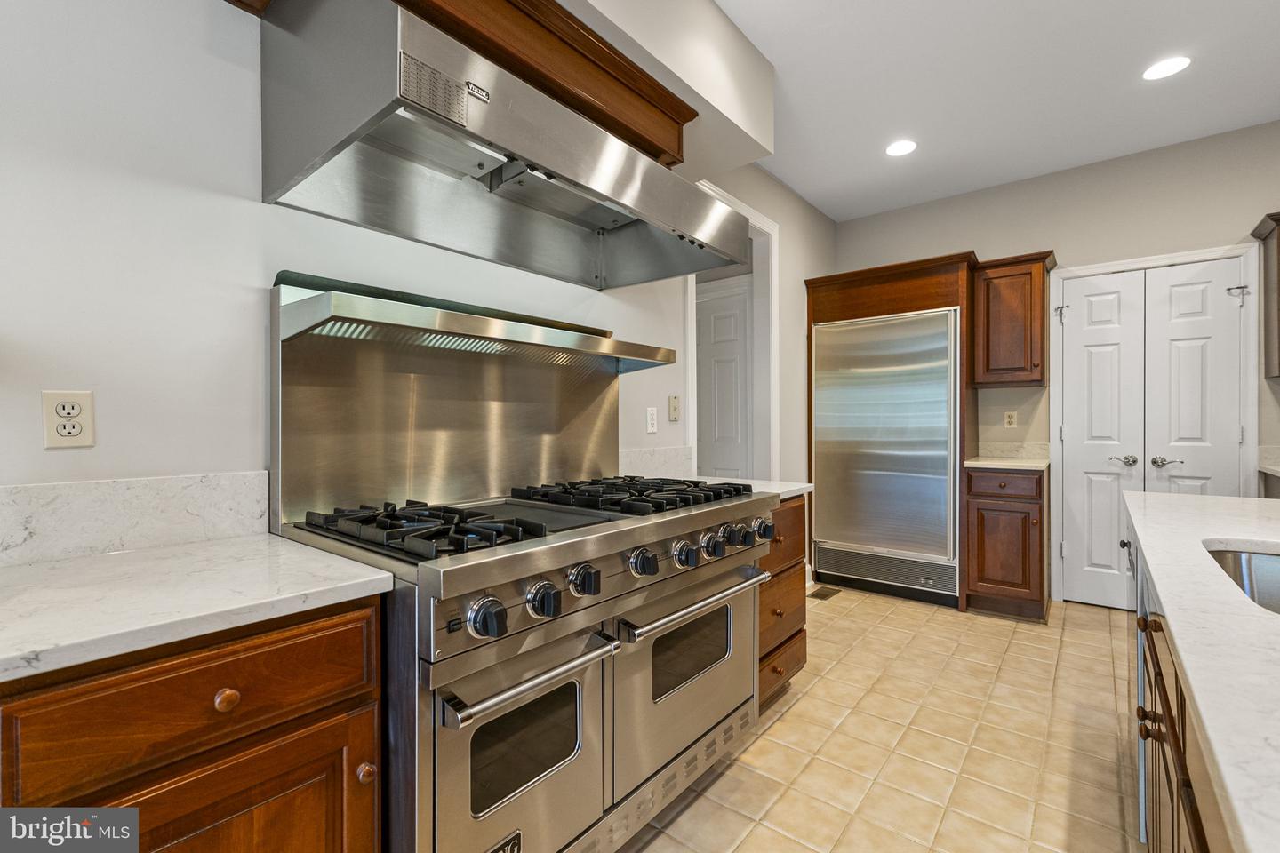 Boyds, Maryland, 20841, United States, 4 Bedrooms Bedrooms, ,4 BathroomsBathrooms,Residential,Active,1936102