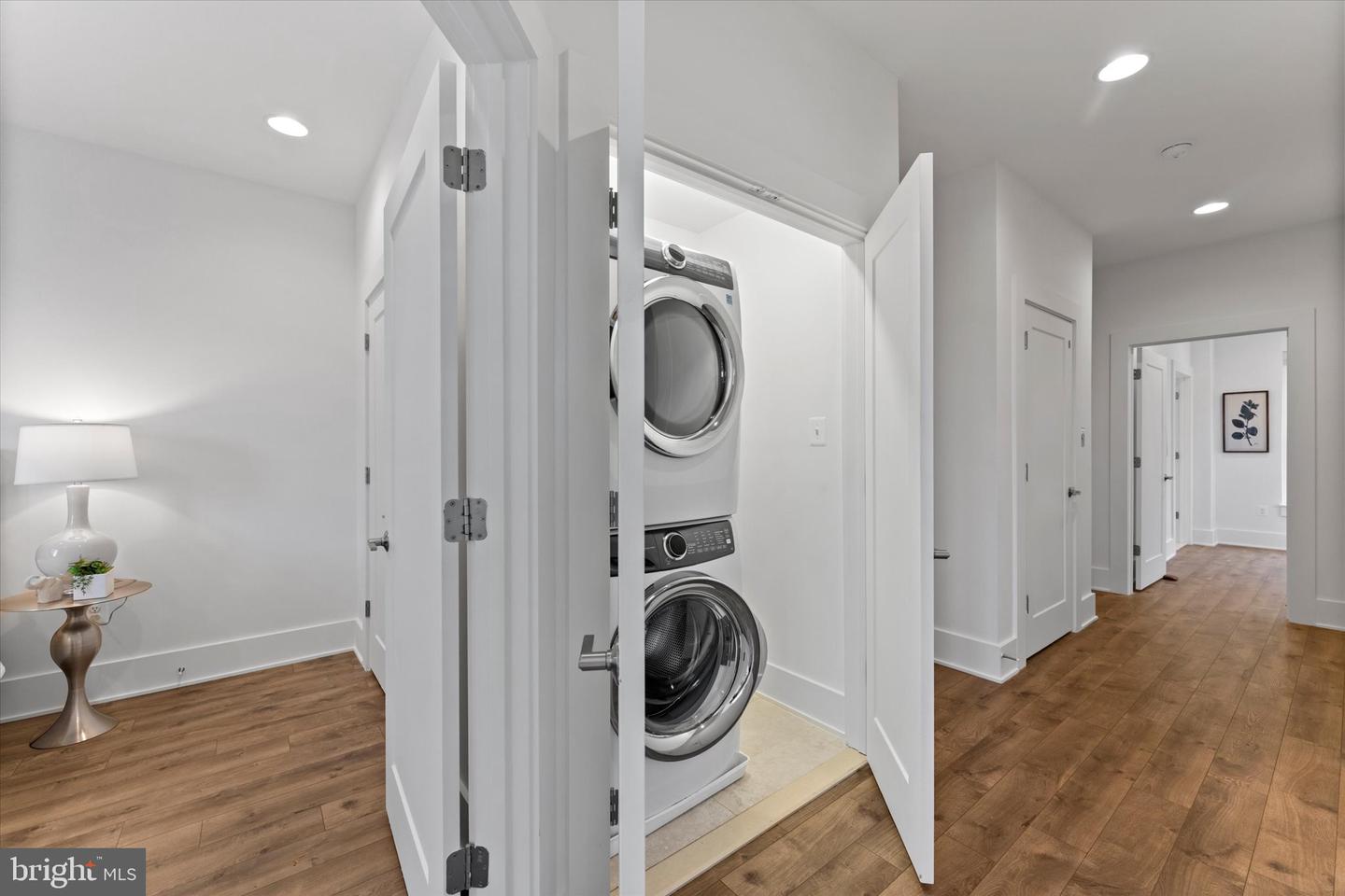 Potomac, Maryland, 20854, United States, 4 Bedrooms Bedrooms, ,5 BathroomsBathrooms,Residential,Active,1961966