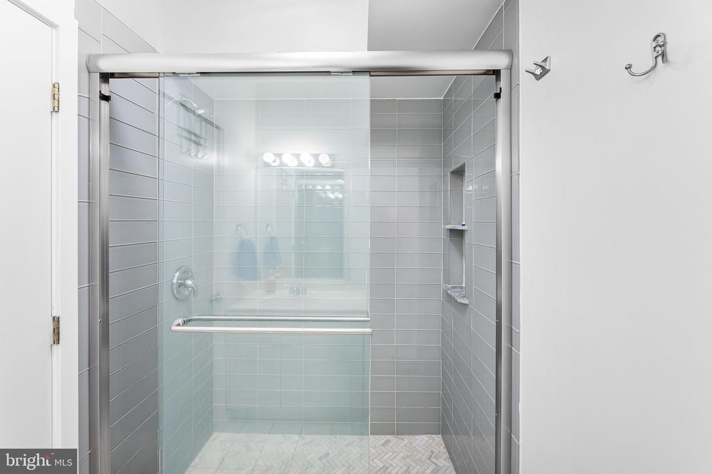 Fenwick Island, Delaware, 19944, United States, 6 Bedrooms Bedrooms, ,6 BathroomsBathrooms,Residential,Active,1973374