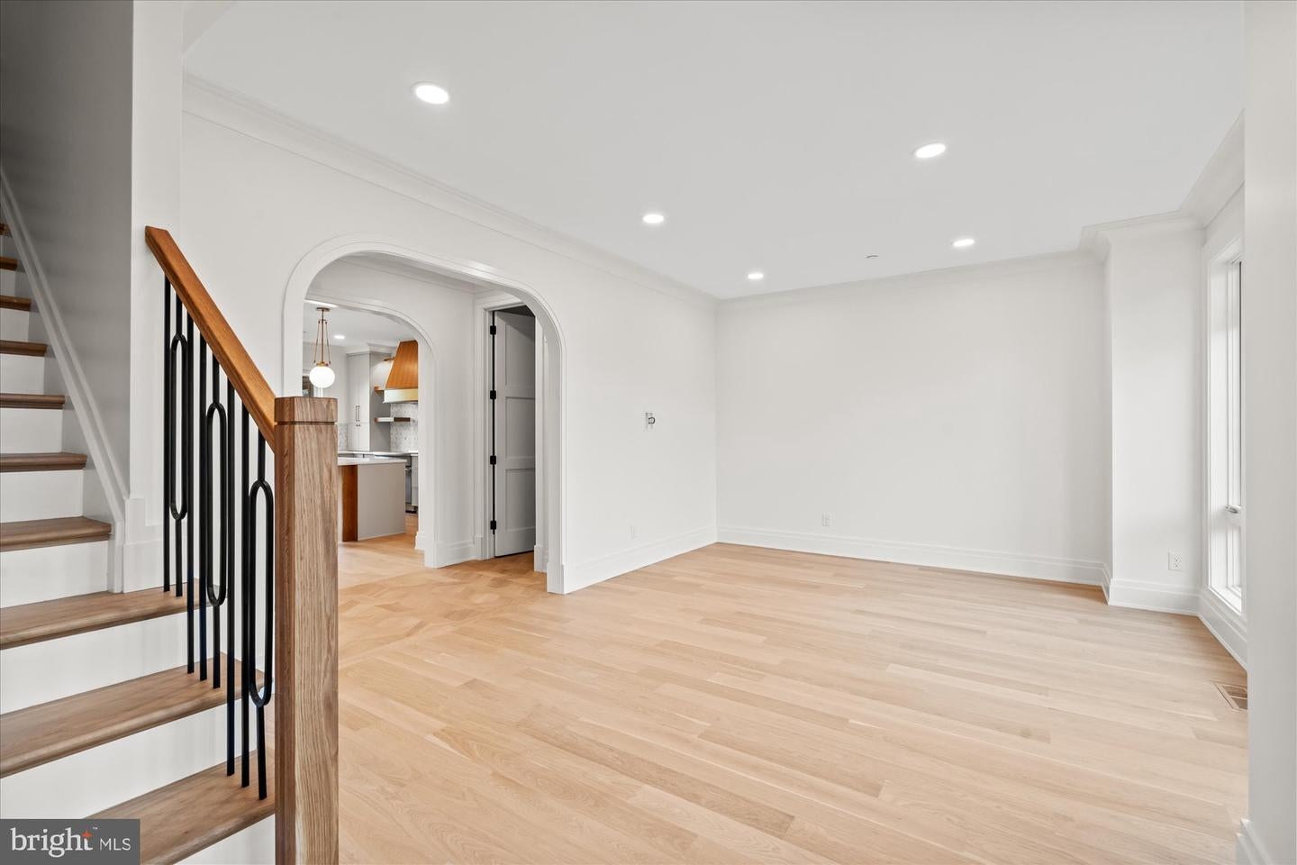 Alexandria, Virginia, 22314, United States, 4 Bedrooms Bedrooms, ,5 BathroomsBathrooms,Residential,Active,1993677