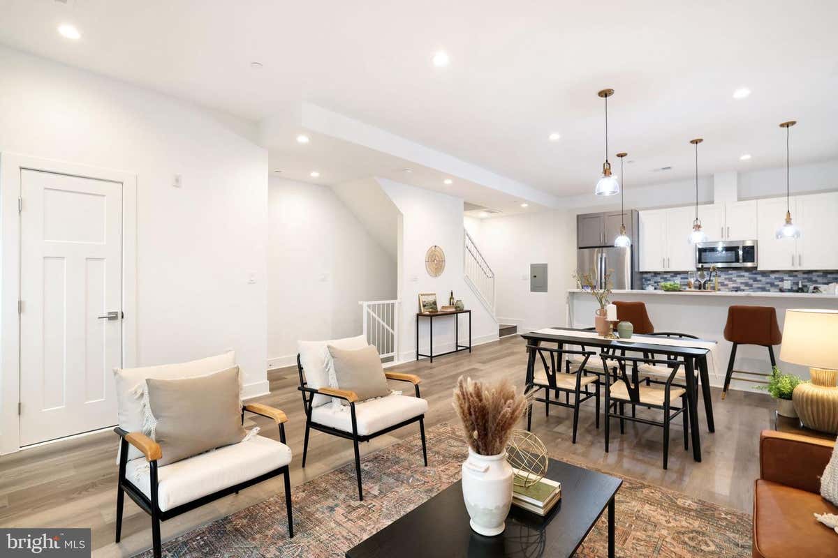 1914 8th St NW Unit 108  