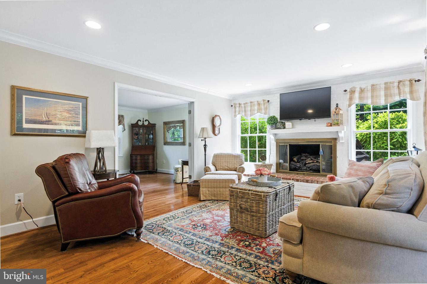 Annandale, Virginia, 22003, United States, 4 Bedrooms Bedrooms, ,4 BathroomsBathrooms,Residential,Active,1900183