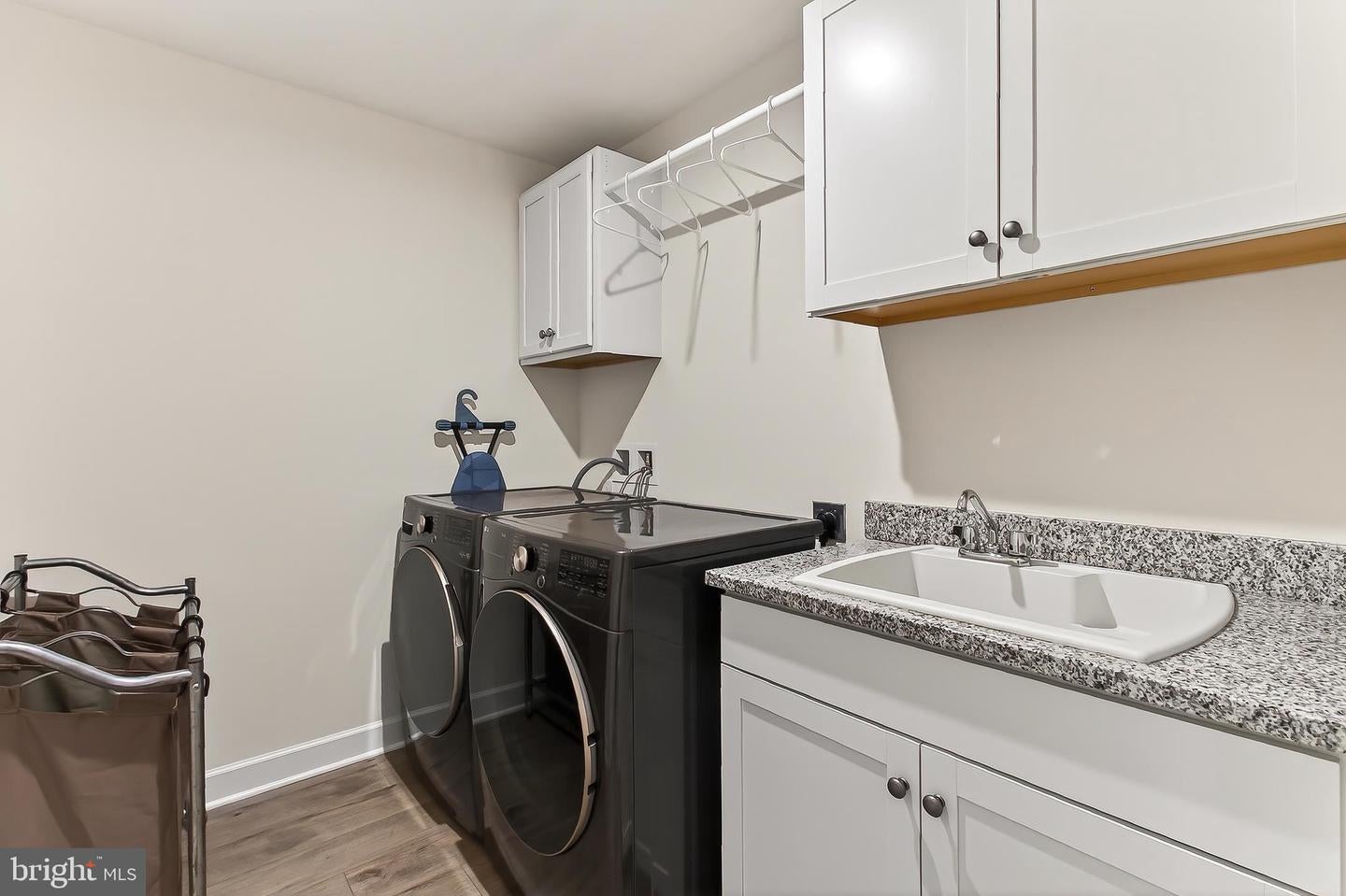 Fairfax, Virginia, 22033, United States, 4 Bedrooms Bedrooms, ,5 BathroomsBathrooms,Residential,Active,2010219