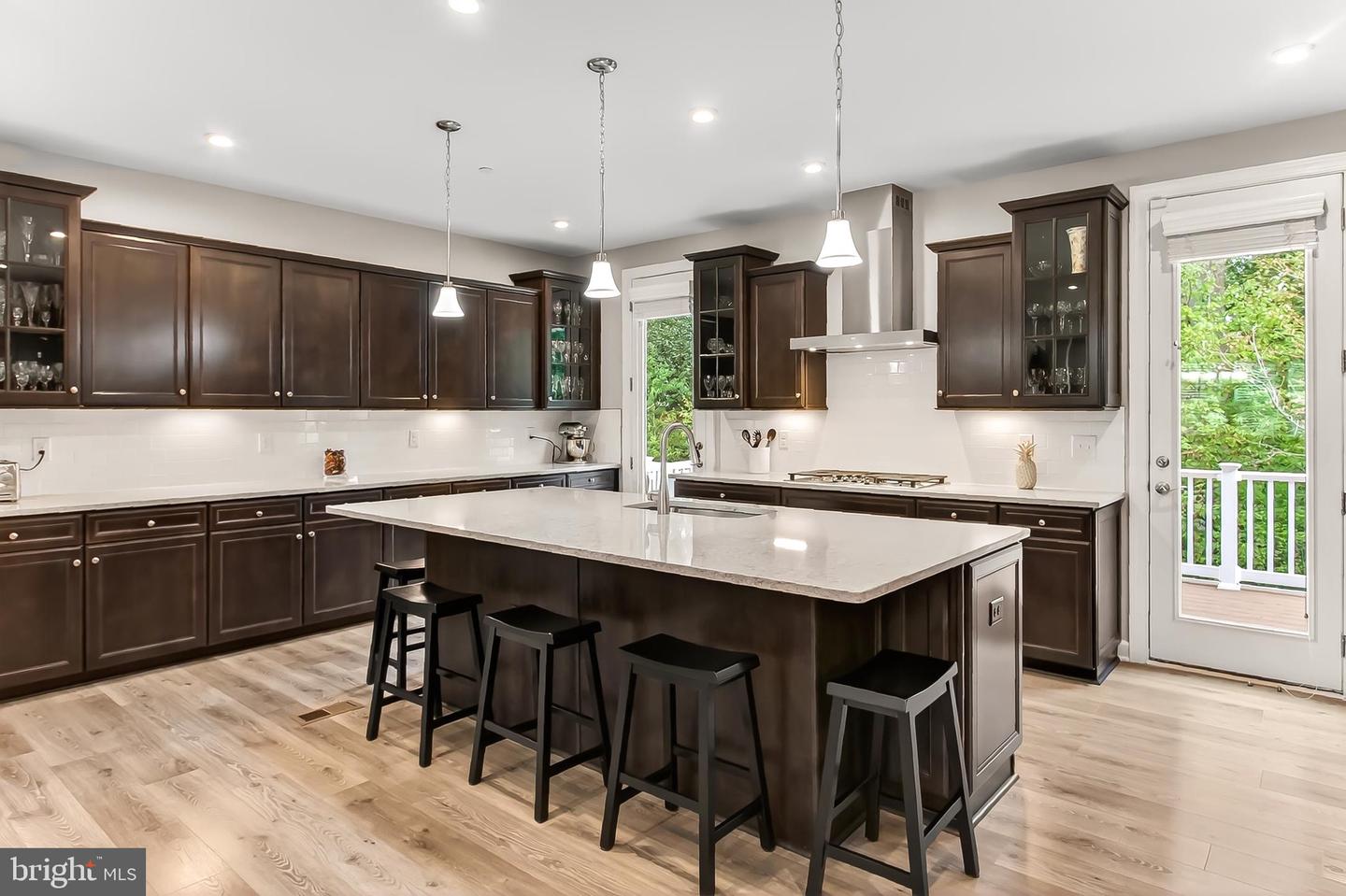 Fairfax, Virginia, 22033, United States, 4 Bedrooms Bedrooms, ,5 BathroomsBathrooms,Residential,Active,1992238