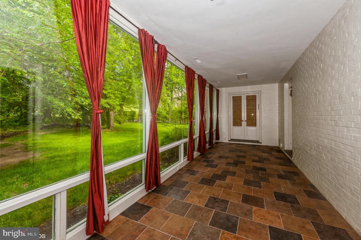 Pikesville, Maryland, 21208, United States, ,6 BathroomsBathrooms,Residential,Pending,1702885