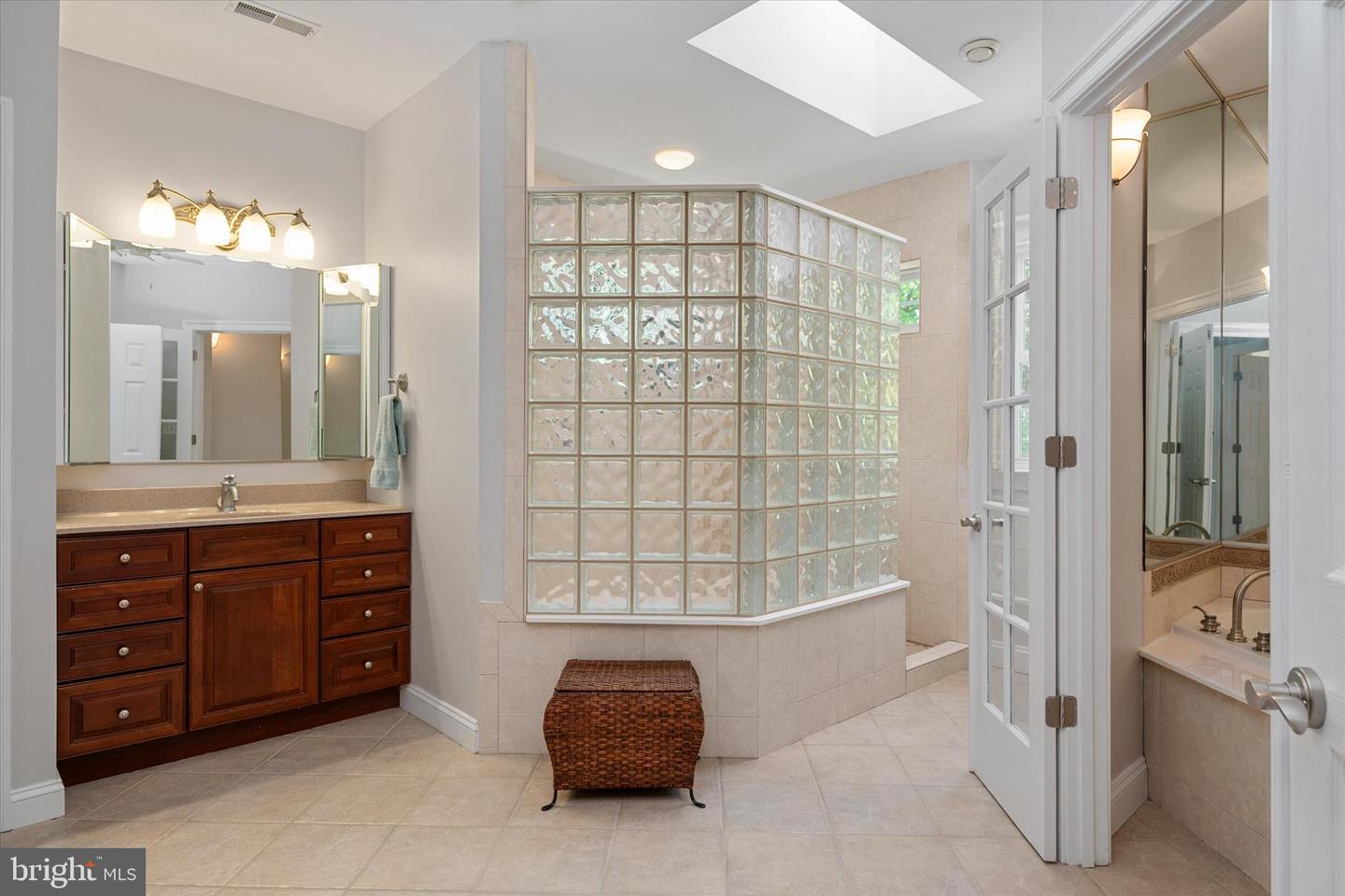 Dunkirk, Maryland, 20754, United States, 8 Bedrooms Bedrooms, ,9 BathroomsBathrooms,Residential,Active,2052010
