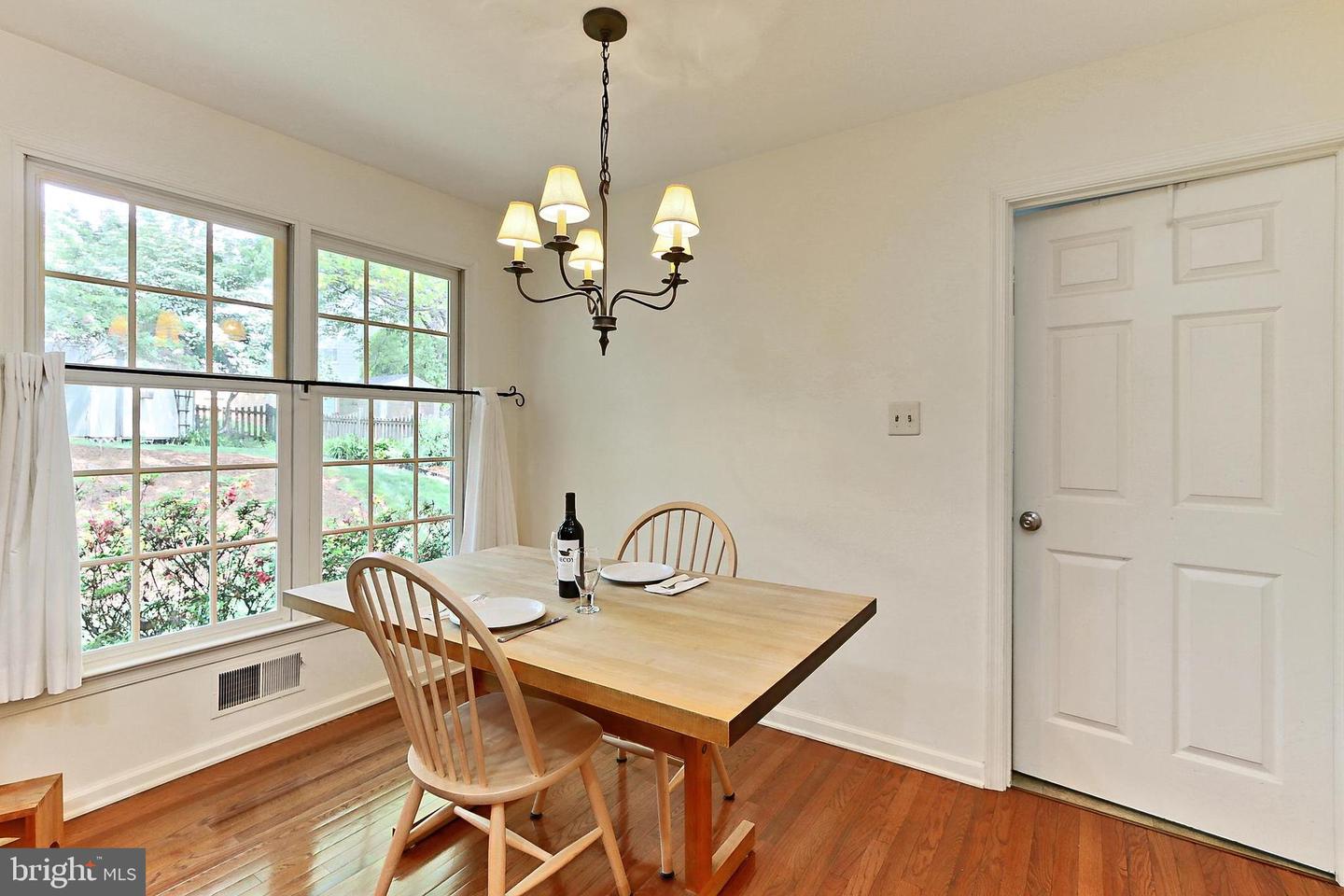 Fairfax, Virginia, 22032, United States, 4 Bedrooms Bedrooms, ,3 BathroomsBathrooms,Residential,Active,1810450