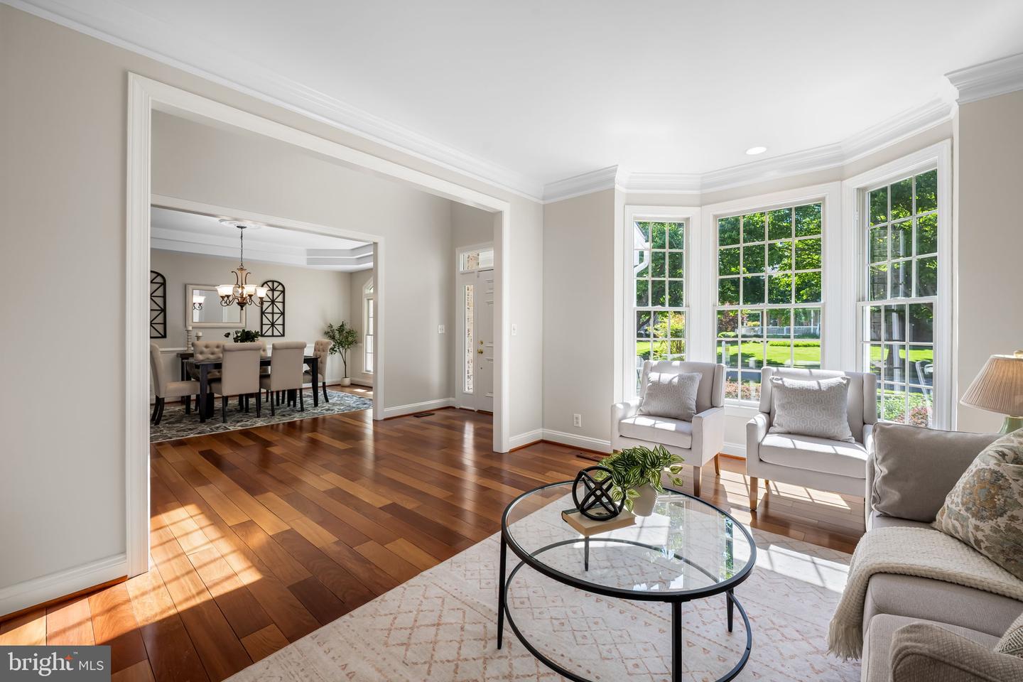 Ellicott City, Maryland, 21042, United States, 5 Bedrooms Bedrooms, ,5 BathroomsBathrooms,Residential,Pending,2045798