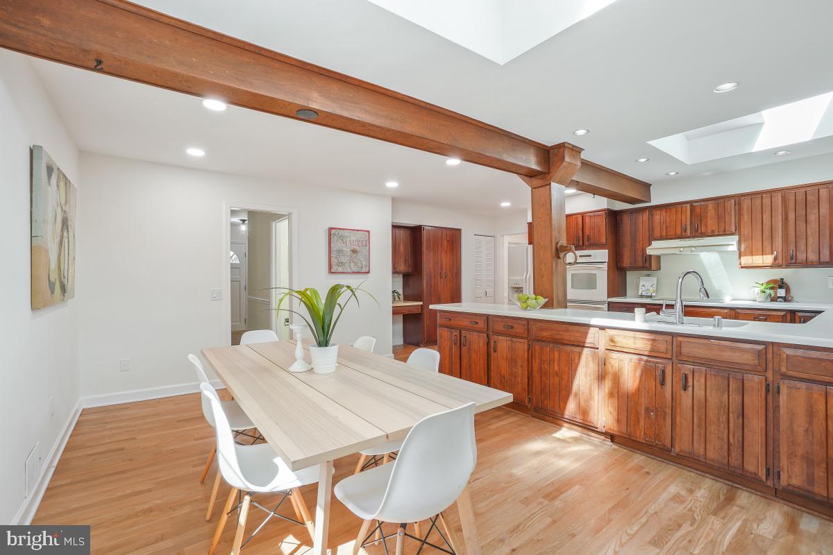 Potomac, Maryland, 20854, United States, 4 Bedrooms Bedrooms, ,3 BathroomsBathrooms,Residential,Active,1889030