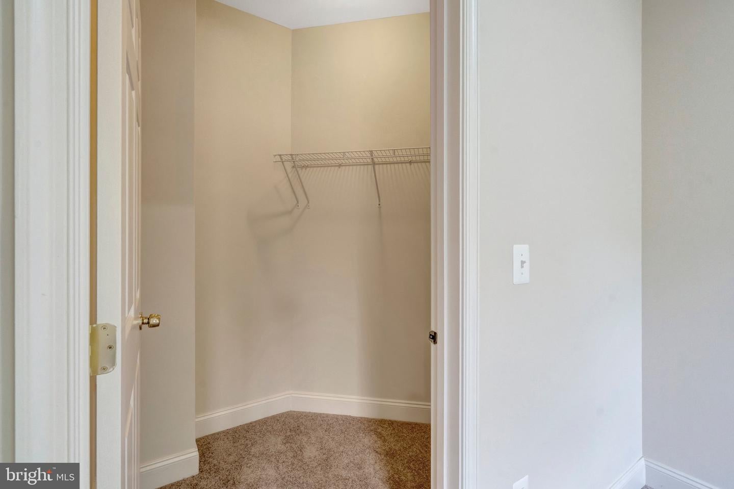 Haymarket, Virginia, 20169, United States, 5 Bedrooms Bedrooms, ,5 BathroomsBathrooms,Residential,Pending,2031766