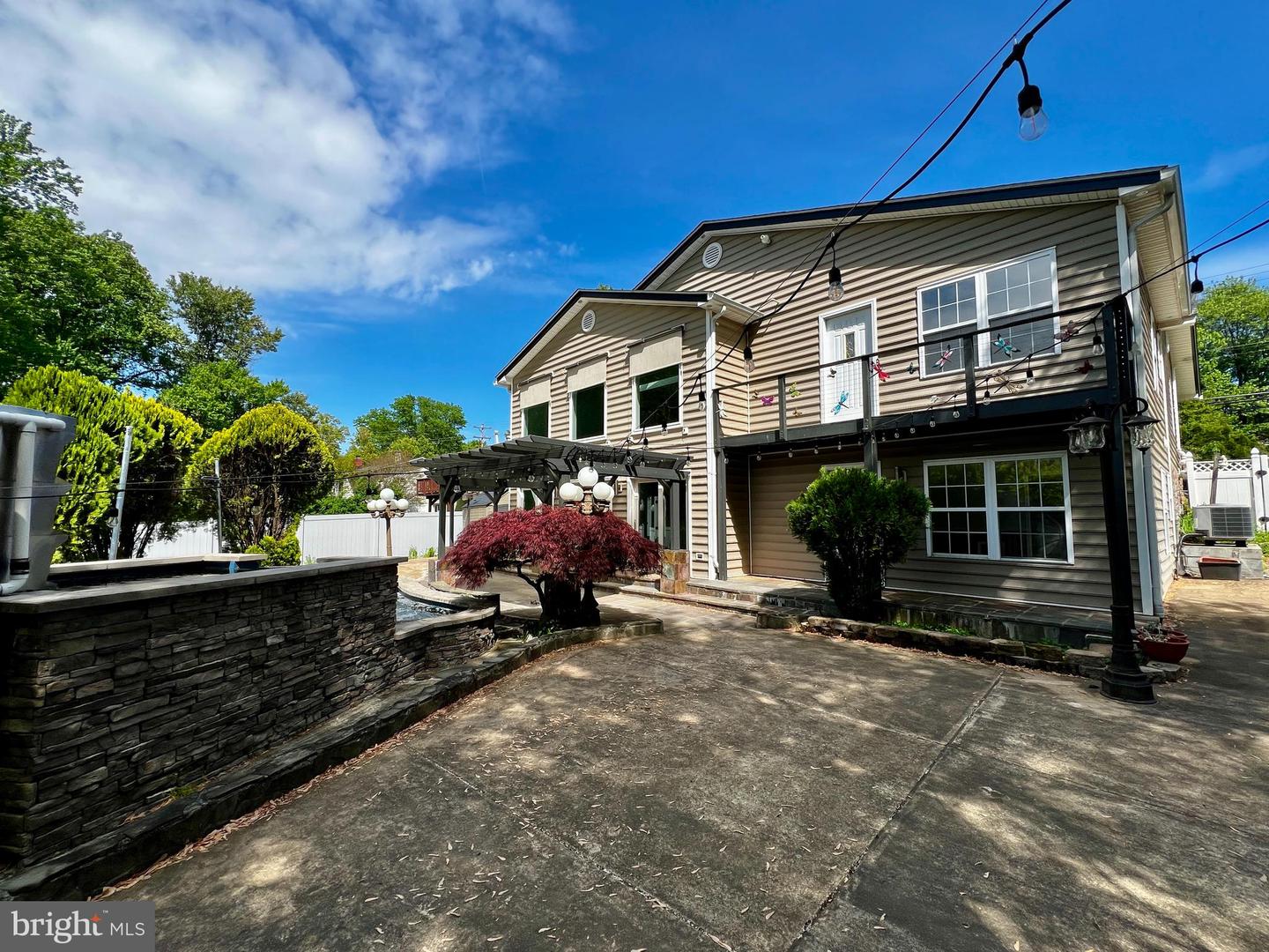 Annandale, Virginia, 22003, United States, 6 Bedrooms Bedrooms, ,6 BathroomsBathrooms,Residential,Active,2024199